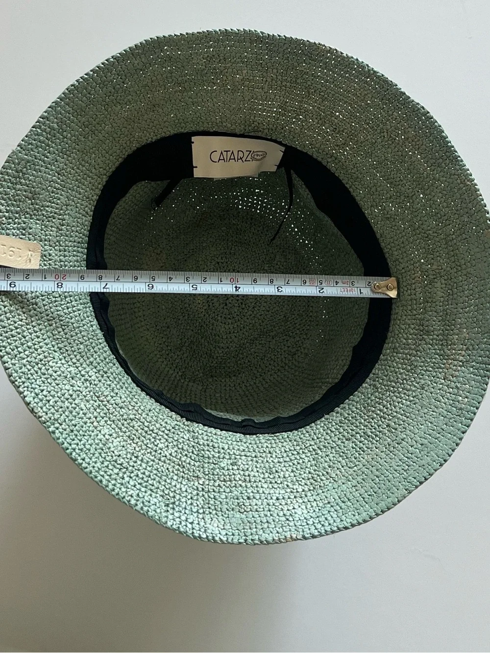 {Catarzi 1910} Brand New Cloche Bucket Hat in Rafia Crochet Verde